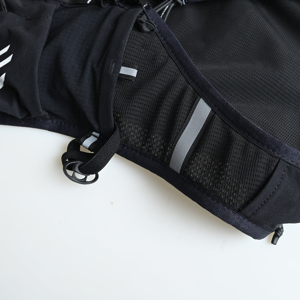 Chaleco AONIJIE PRO 10L - negro